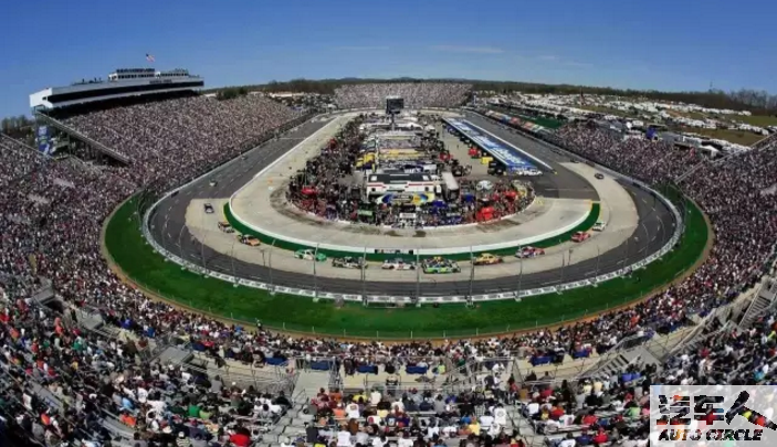 直通美国NASCAR，小红魔用“激情”点燃赛道