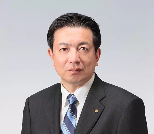 丰田现任董事长_丰田霸道