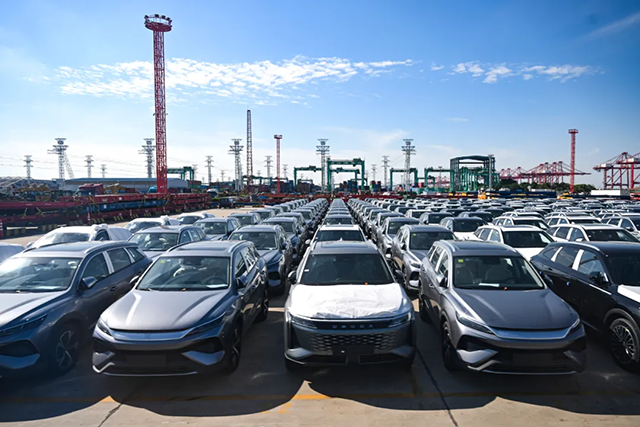 【汽车人】四部委整治“零公里二手车”，剑指“灰色产业链”