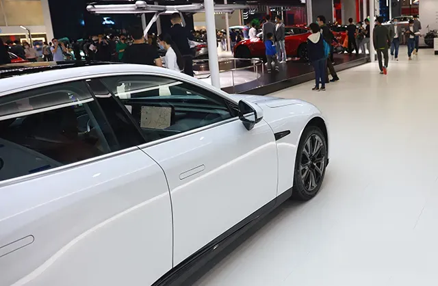 【汽车人】隐形拉手遭禁，帮谁逃过