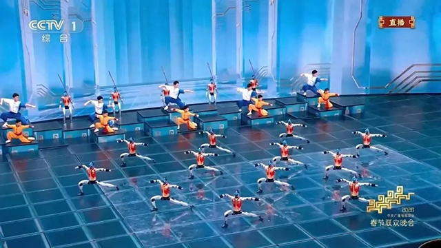 【汽车人】春晚机器人刷屏！车企集体下场“造人”