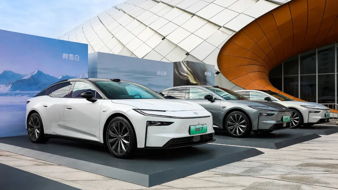 【汽车人】铂智7的“坦白”，吸引了谁又刺痛了谁？